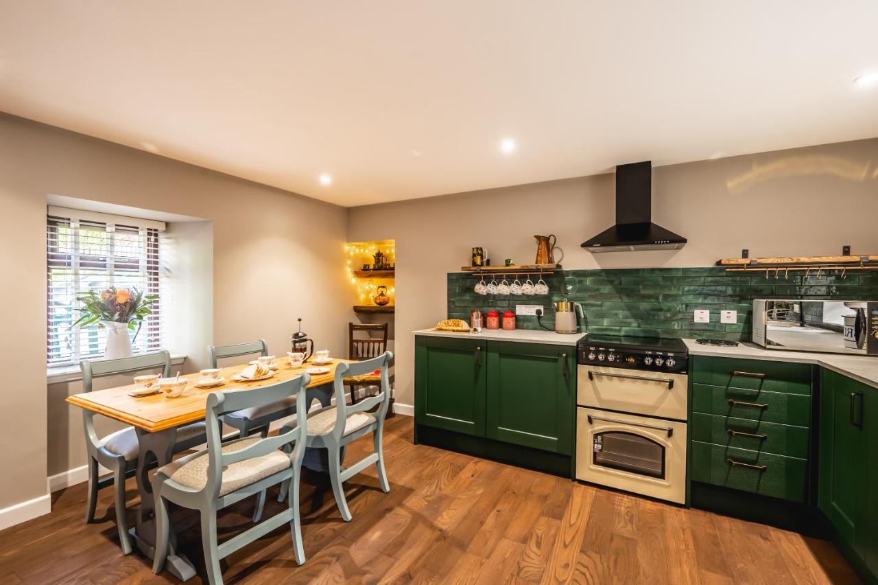 Cononbridge Luxury Cottage With Mountain View'S מראה חיצוני תמונה