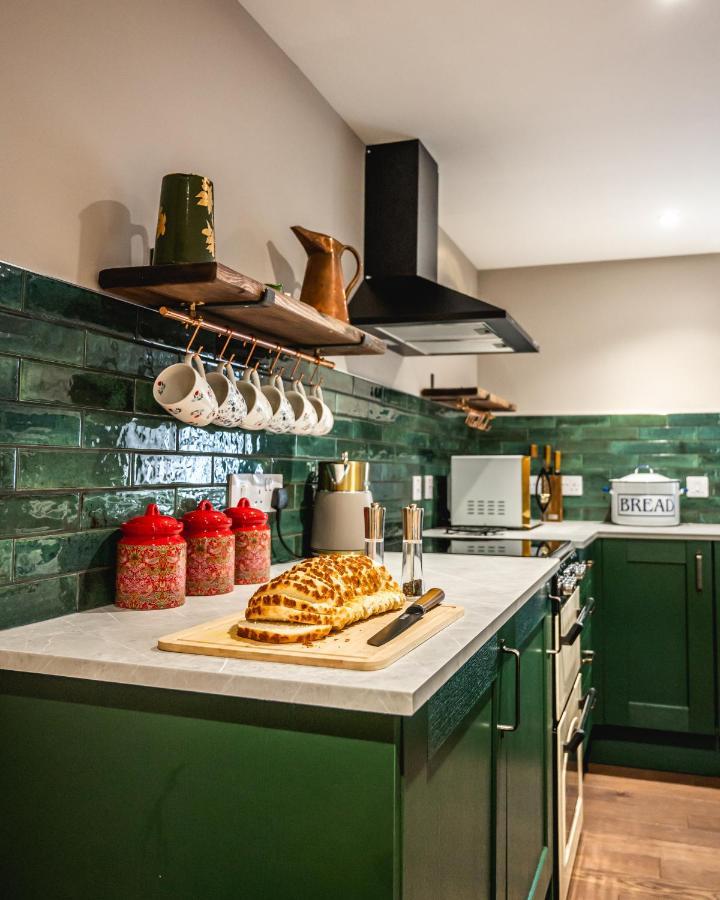 Cononbridge Luxury Cottage With Mountain View'S מראה חיצוני תמונה